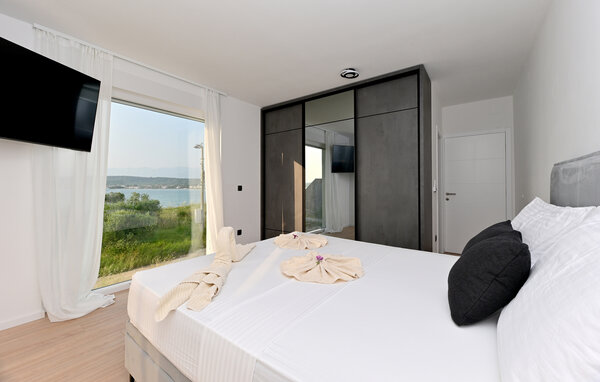 Holiday Home - Zadar - Ljubac , Croatia - CDA007 602