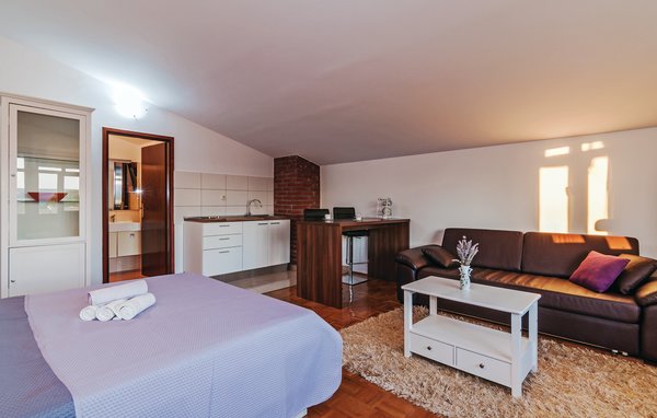 Domy wakacyjne - Biograd-Rastanje Gornje , Chorwacja - CDA107 302