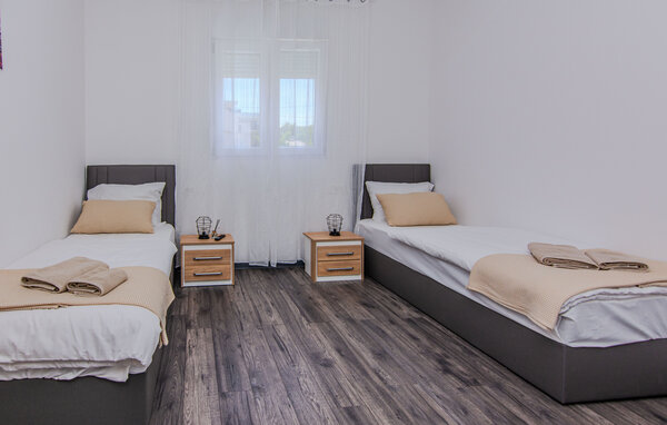 Vakantiehuis - Vir , Kroatië - CDA400 608