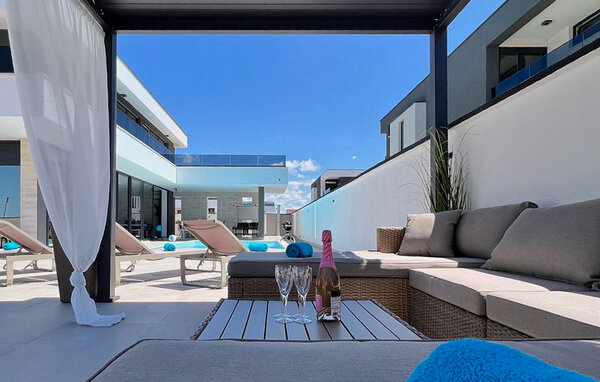 Vakantiehuis - Zadar , Kroatië - CDA665 110