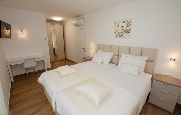 Kuća-za-odmor - Biograd-Turanj , Hrvatska - CDA830 601
