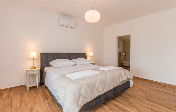 Domy wakacyjne - Biograd-Radasinovci , Chorwacja - CDA915 602