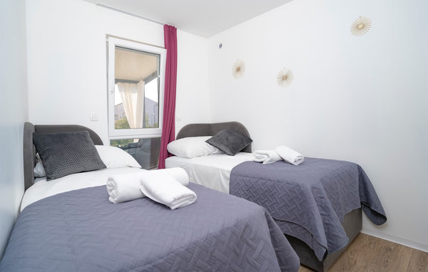Semesterhus - Biograd-Sveti Filip i Jakov , Kroatien - CDA960 601