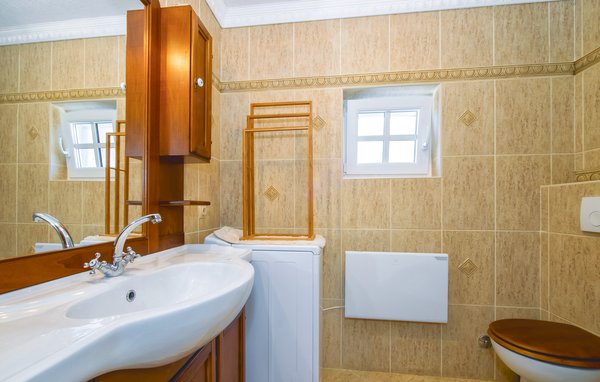 Domy wakacyjne - Brac-Nerezisca , Chorwacja - CDB615 703