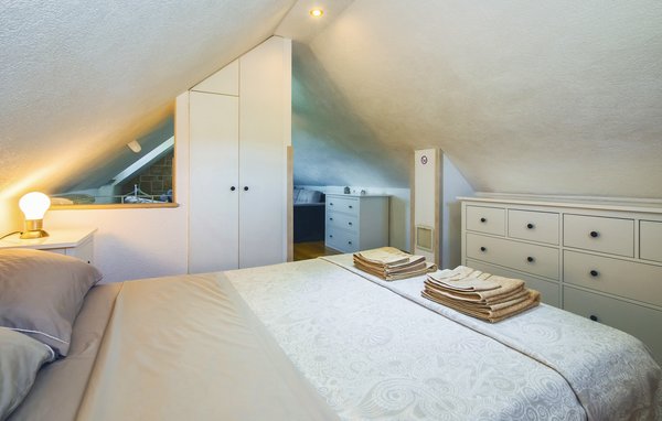 Domy wakacyjne - Brac-Nerezisca , Chorwacja - CDB615 604