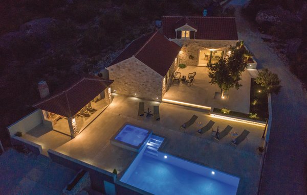 Ferienhaus - Brac-Supetar , Kroatien - CDB639 101