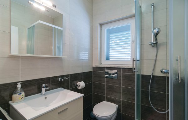 Domy wakacyjne - Brac-Supetar , Chorwacja - CDB640 704