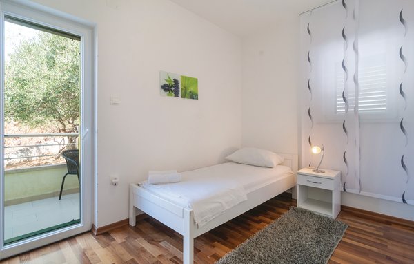 Domy wakacyjne - Brac-Supetar , Chorwacja - CDB640 607