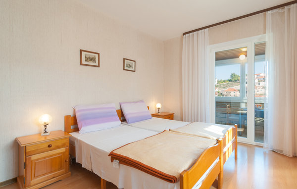 Apartment - Otok Brac , Croatia - CDB648 601
