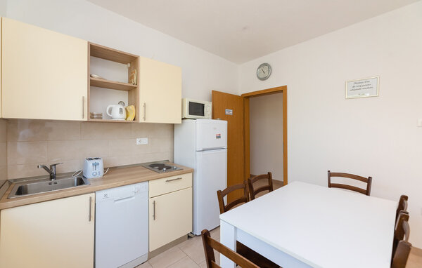 Ferienhaus - Brac - Supetar , Kroatien - CDB813 402