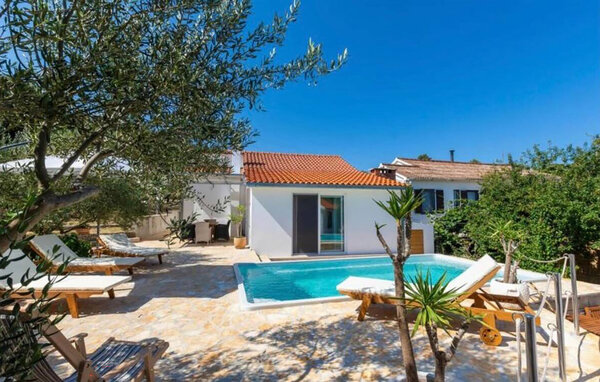 Ferienhaus - Brac-Nerezisca , Kroatien - CDB816 81