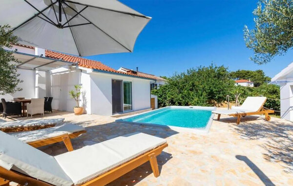 Ferienhaus - Brac-Nerezisca , Kroatien - CDB816 11