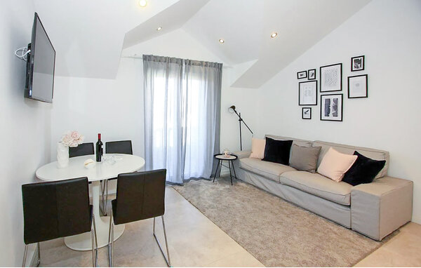 Apartment - Supetar - Brac , Croatia - CDB869 2