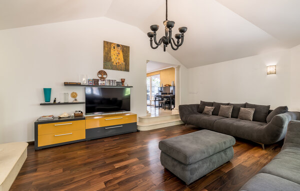 Holiday Home - Brac - Sutivan , Croatia - CDB893 301