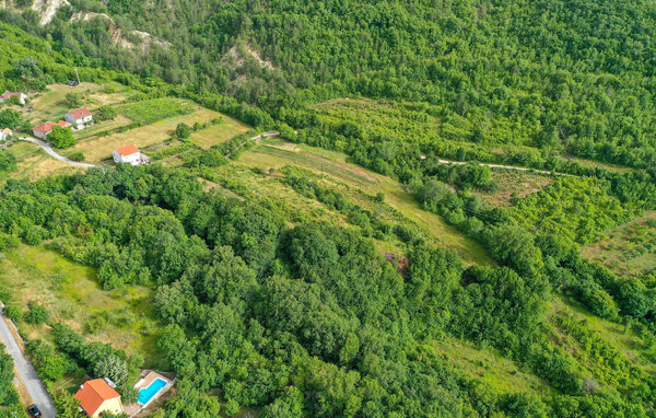 Domy wakacyjne - Split-Trilj , Chorwacja - CDC044 83