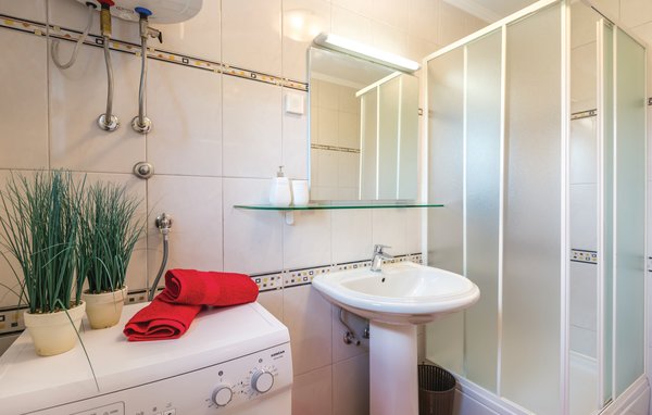 Holiday Home - Makarska-Kamenmost , Croatia - CDC060 702