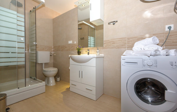 Holiday Home - Makarska-Glavina Donja , Croatia - CDC216 702