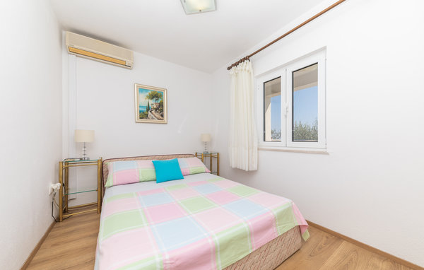 Ferienhaus - Okrug Gornji-Ciovo , Kroatien - CDC486 602