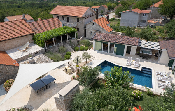 Holiday Home - Makarska-Slivno , Croatia - CDC616 1