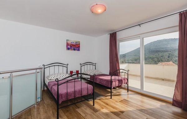 Kuća-za-odmor - Trogir-Vinisce , Hrvatska - CDC845 601