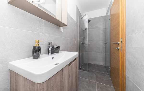 Kuća-za-odmor - Split-Ugljane , Hrvatska - CDC999 705