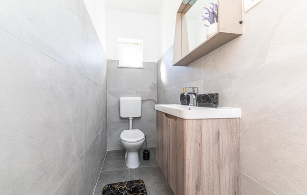 Kuća-za-odmor - Split-Ugljane , Hrvatska - CDC999 710