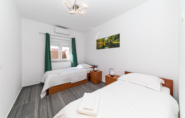 Kuća-za-odmor - Split-Ugljane , Hrvatska - CDC999 601