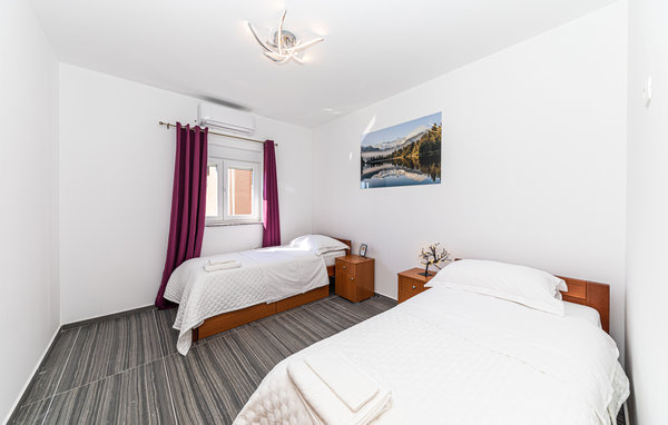 Kuća-za-odmor - Split-Ugljane , Hrvatska - CDC999 605