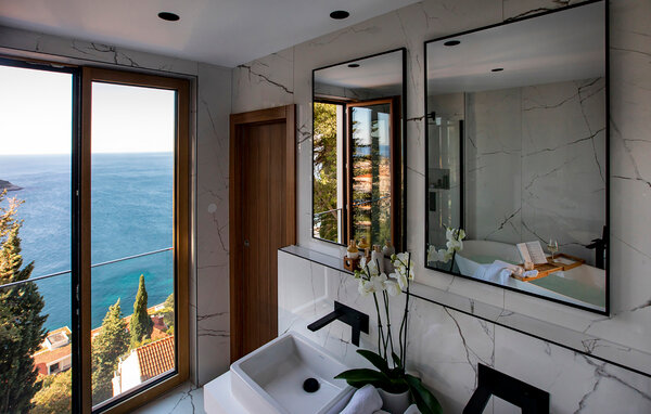 Holiday Home - Dubrovnik , Croatia - CDD011 701