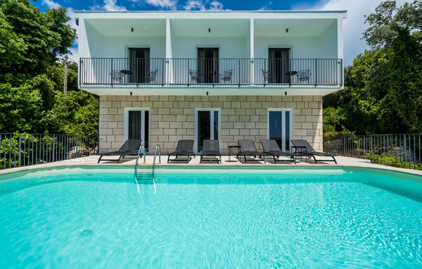 Vacation home 