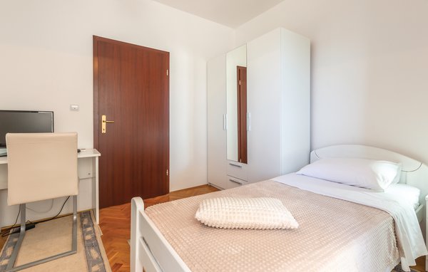 Holiday Home - Makarska-Veliki Prolog , Croatia - CDE192 607