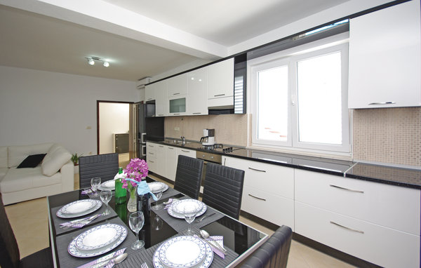Holiday Home - Makarska-Veliki Prolog , Croatia - CDE192 401