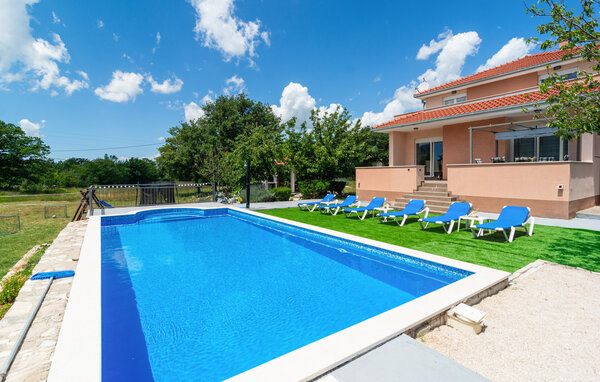 Vacation home 