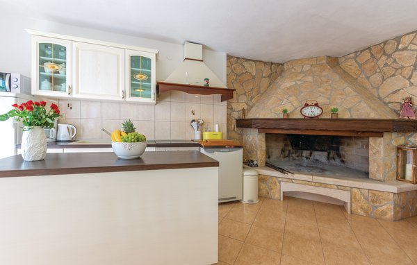 Domy wakacyjne - Omis-Katuni , Chorwacja - CDE658 401