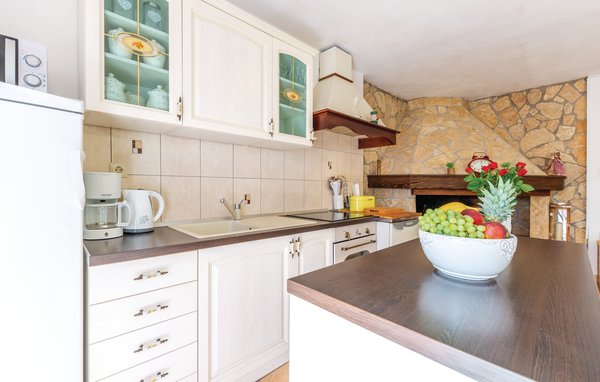 Domy wakacyjne - Omis-Katuni , Chorwacja - CDE658 402