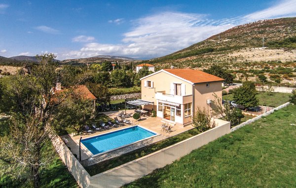Holiday Home - Split-Prugovo , Croatia - CDE721 81