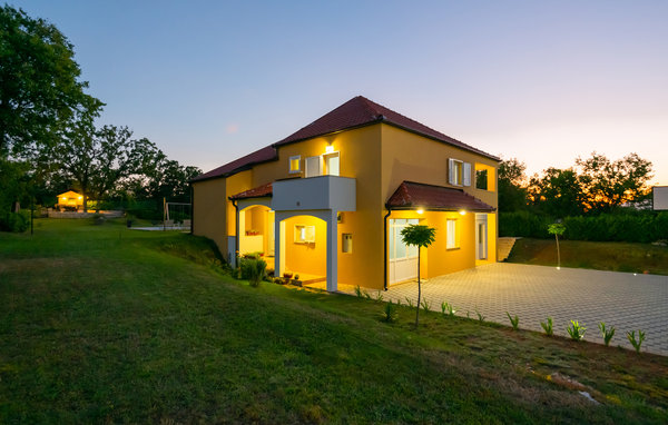 Vacation home 