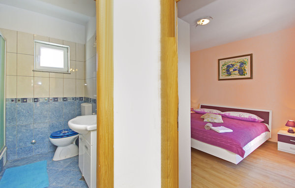 Domy wakacyjne - Omis-Kresevo , Chorwacja - CDE854 603