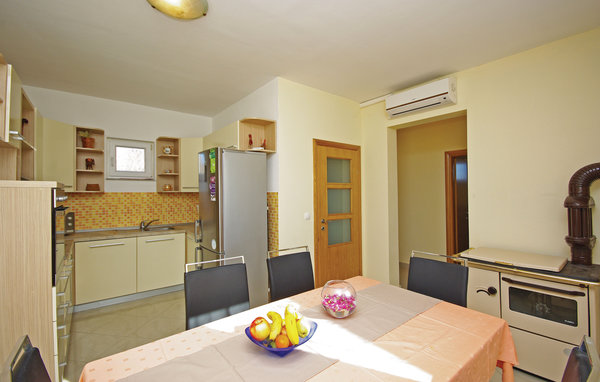 Domy wakacyjne - Omis-Kresevo , Chorwacja - CDE854 401