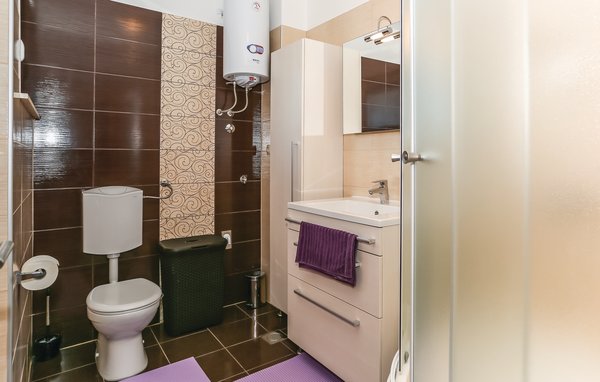 Kuća-za-odmor - Split-Dugopolje , Hrvatska - CDF220 701