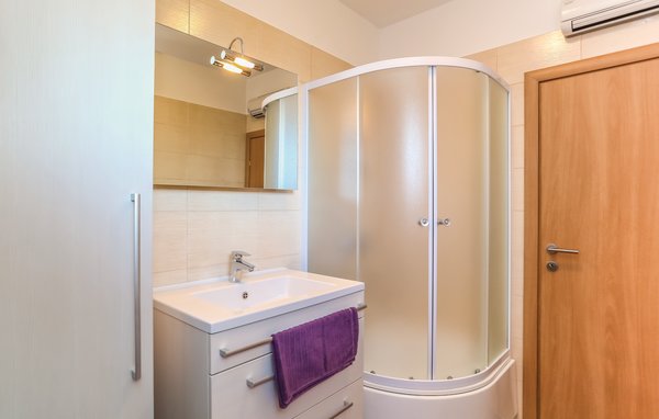Kuća-za-odmor - Split-Dugopolje , Hrvatska - CDF220 702