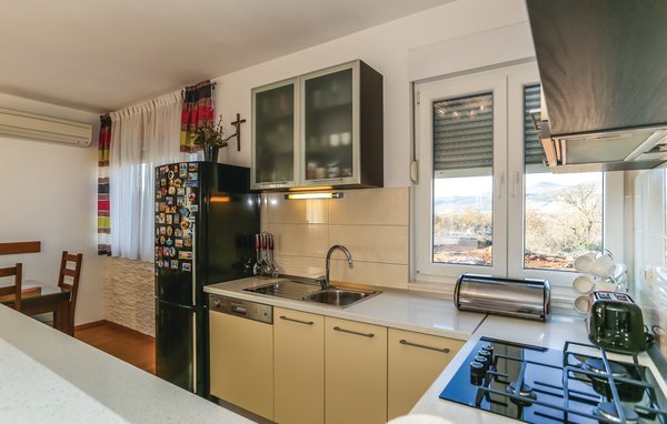 Kuća-za-odmor - Split-Dugopolje , Hrvatska - CDF220 402
