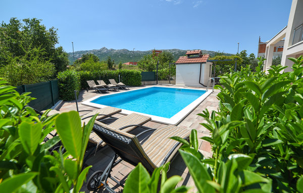 Kuća-za-odmor - Split-Dugopolje , Hrvatska - CDF220 4
