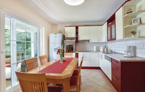 Domy wakacyjne - Split-Dicmo , Chorwacja - CDF252 401