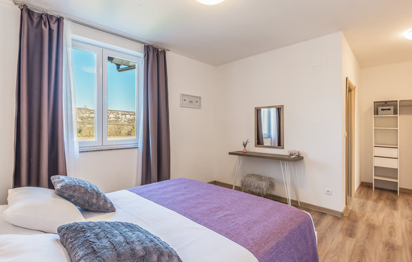 Holiday Home - Makarska-Kamenmost , Croatia - CDF425 611