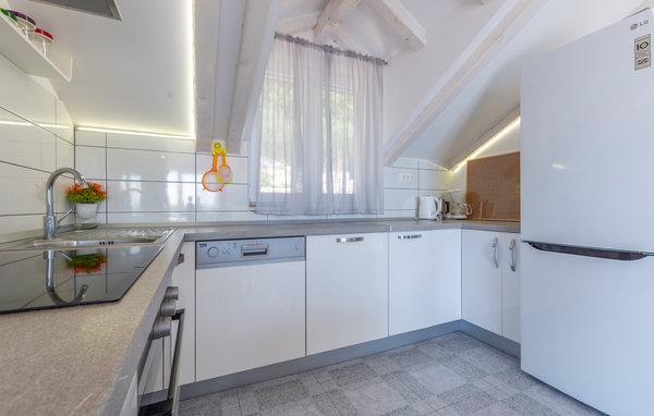 Holiday Home - Omis-Jesenice , Croatia - CDF650 404