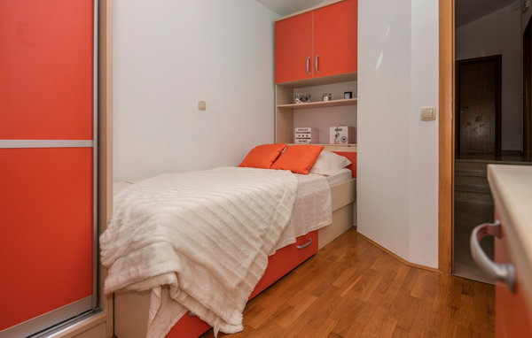 Holiday Home - Makarska-Vinjani Gornji , Croatia - CDF899 607