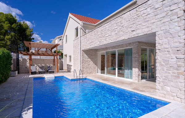 Holiday Home - Hvar - Pitve , Croatia - CDH658 1