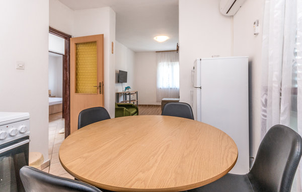 Kuća-za-odmor - Biograd-Pakostane , Hrvatska - CDI357 4