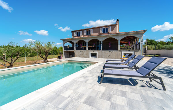 Vacation home 